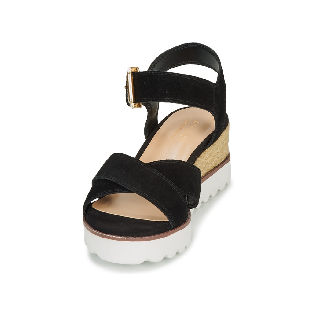 Andre Sandales
 Femme Daim Noir