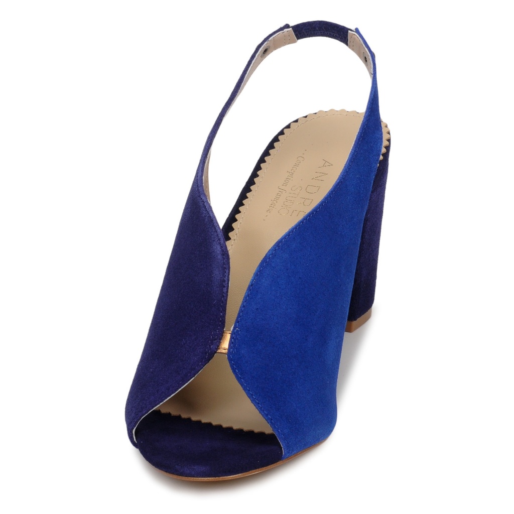 Andre Escarpins
 Lillusioniste Femme