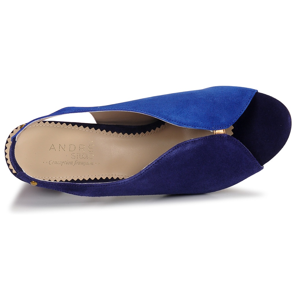 Andre Escarpins
 Lillusioniste Femme