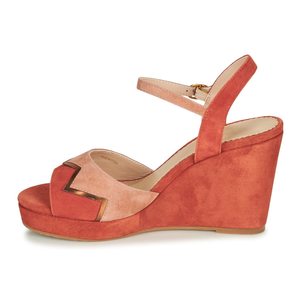 Andre Sandales
 Lajongleuse Femme