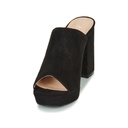 Andre Sabots
 Melinda Femme