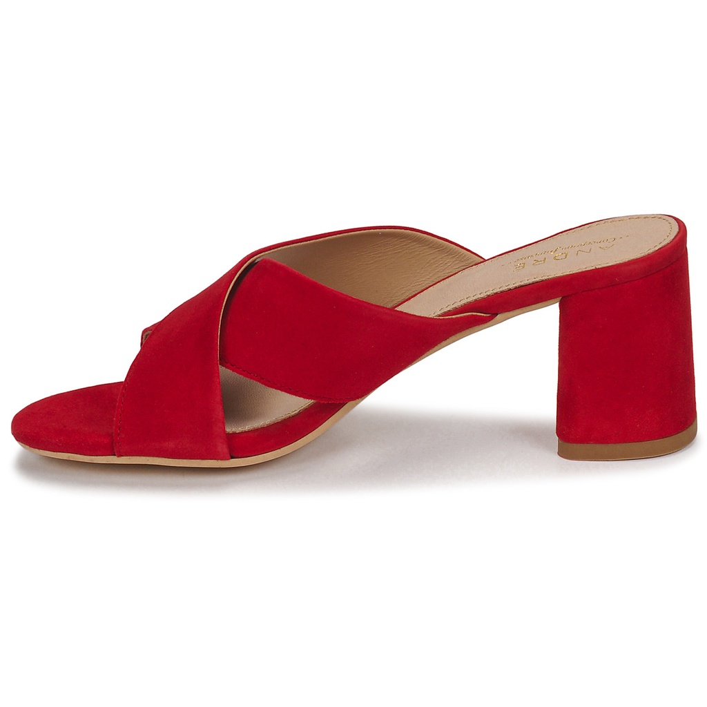 Andre  Sabots
 Julitta Femme