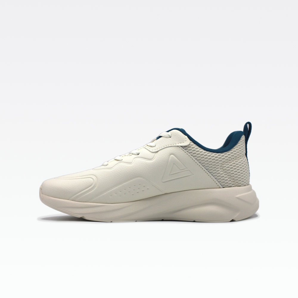 Peak Walking Shoes Canvas White