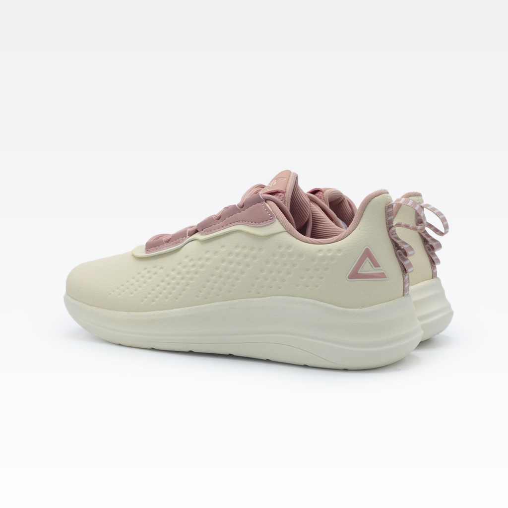 Peak Casual Shoes Off White