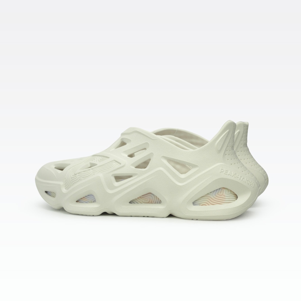Peak Taichi Sandals Canvas White